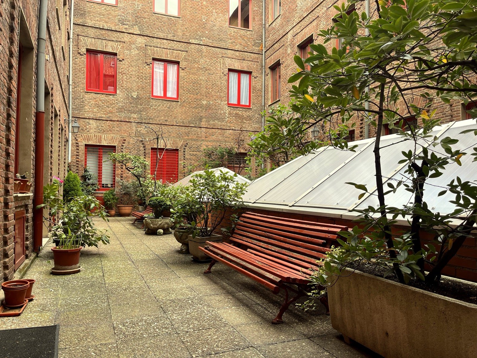 Common courtyard
